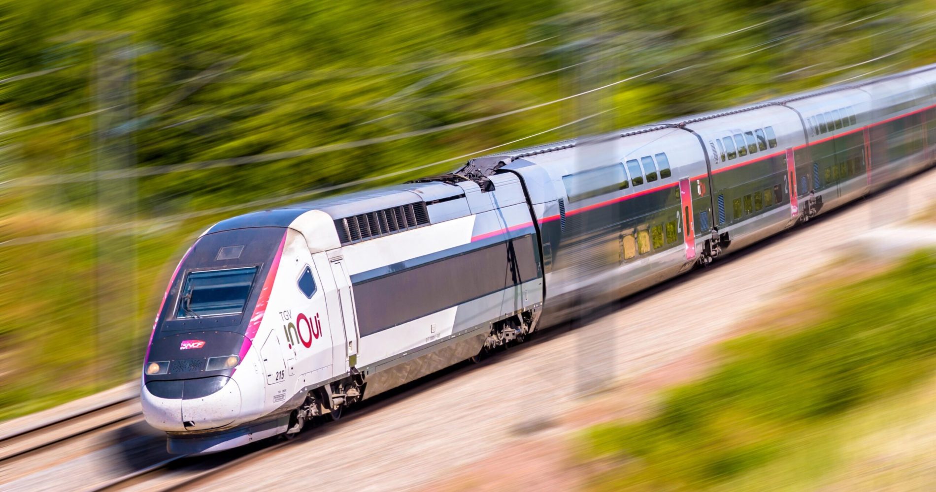 TGV-INOUI-olrat-stock.adobe_.com_-scaled.jpg
